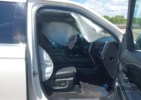 2019 Ford Expedition Platinum from USA, damaged, VIN 1FMJU1MT8KEA30108